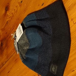 Nwt turtlefur hat winter youth blues grays